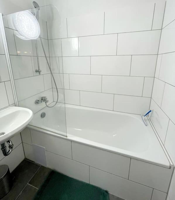 Grosse 3-Zimmer Wohnung, Zentrale Lage. مولهايم ان الرور دير المظهر الخارجي الصورة