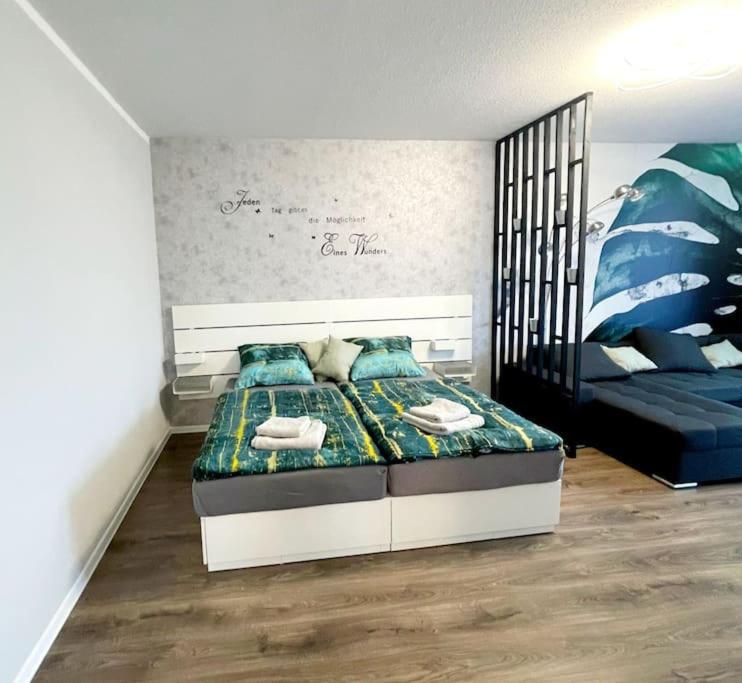 Grosse 3-Zimmer Wohnung, Zentrale Lage. مولهايم ان الرور دير المظهر الخارجي الصورة