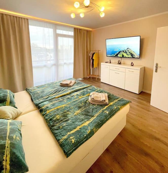 Grosse 3-Zimmer Wohnung, Zentrale Lage. مولهايم ان الرور دير المظهر الخارجي الصورة