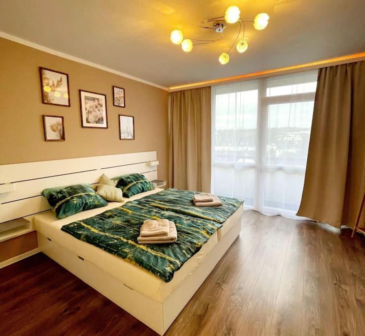 Grosse 3-Zimmer Wohnung, Zentrale Lage. مولهايم ان الرور دير المظهر الخارجي الصورة